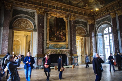 An excessively large room at Versailles